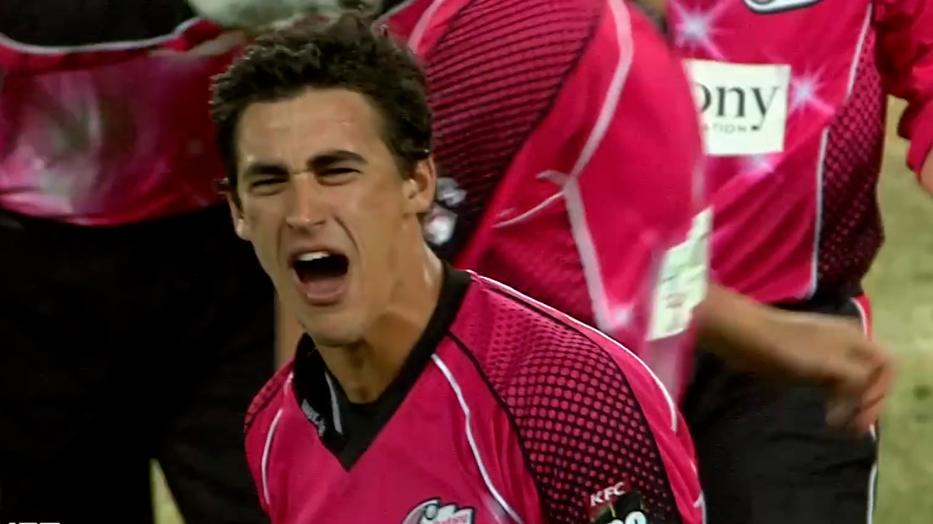 Mitchell Starc The Art of Swing Bowling – A Discussion on Techniques and Strategies