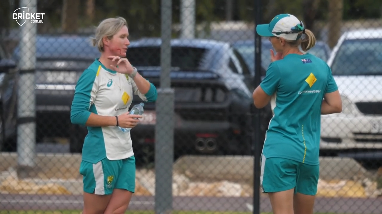 Ellyse Perry and Beth Mooney: Dominating Women’s Cricket Batting
