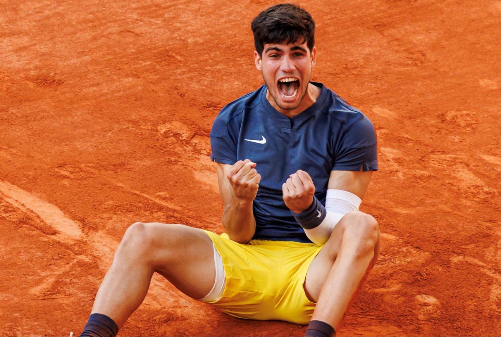 Carlos Alcaraz debuts Eiffel Tower tattoo in honor of Roland Garros victory