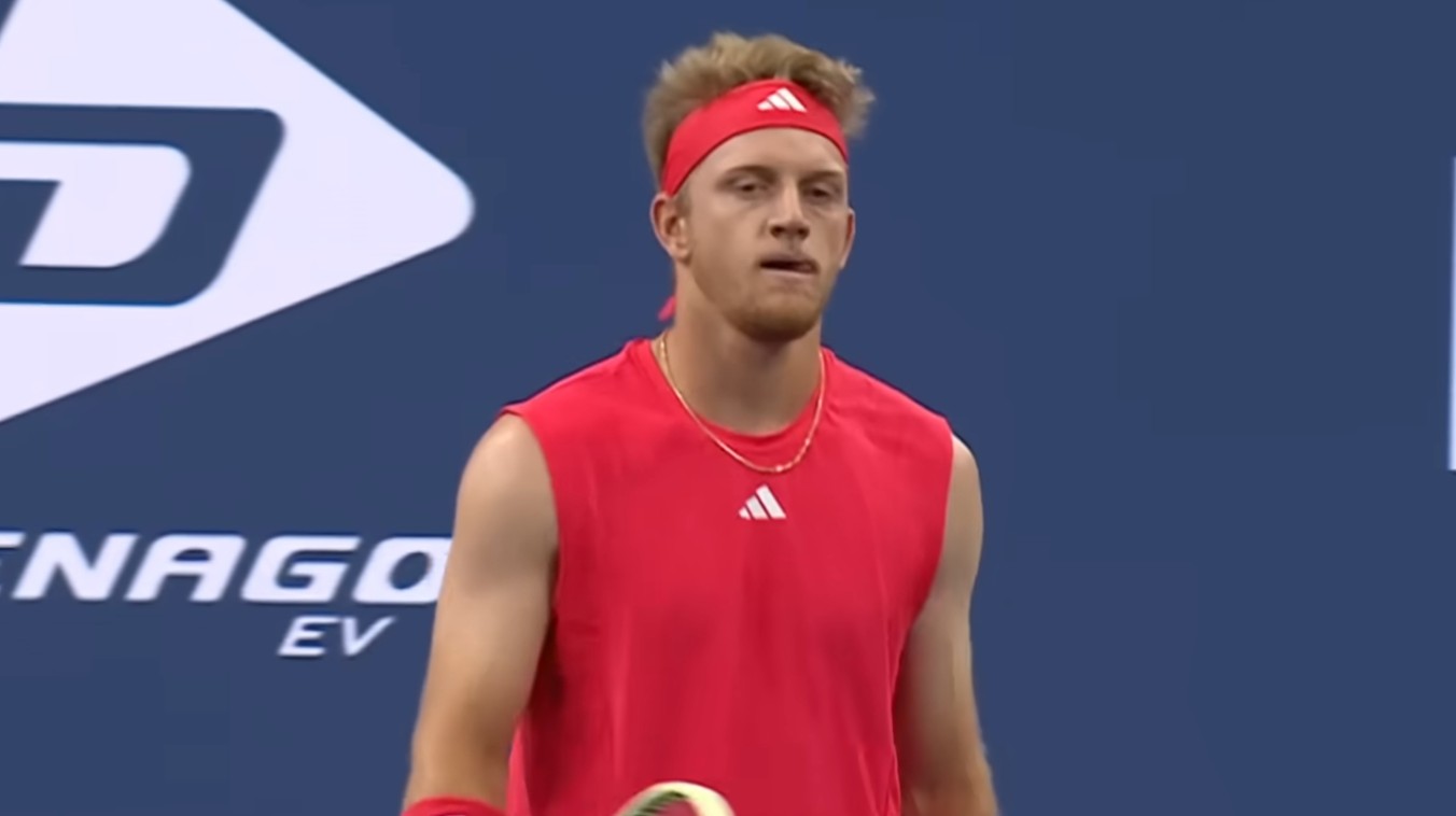 Alejandro Davidovich Fokina knocks out Brandon Holt in straight sets Match Highlights