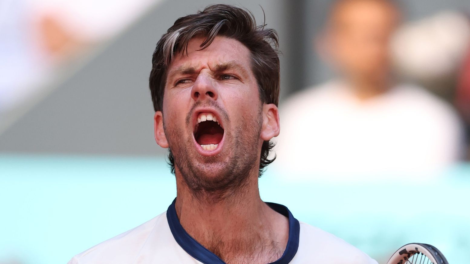 Cameron Norrie Overcomes Sickness and Edges Landaluce in First-Round Madrid Open Battle