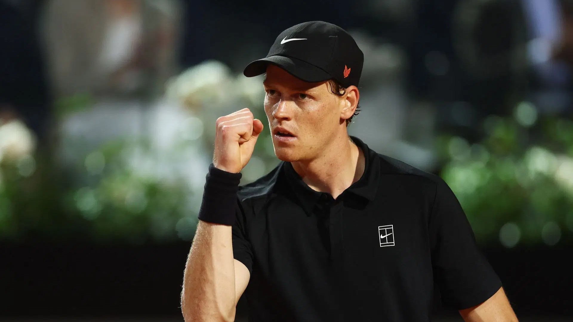 Italian Open: Jannik Sinner Dominates Casper Ruud in Rome to Book Semifinal Spot