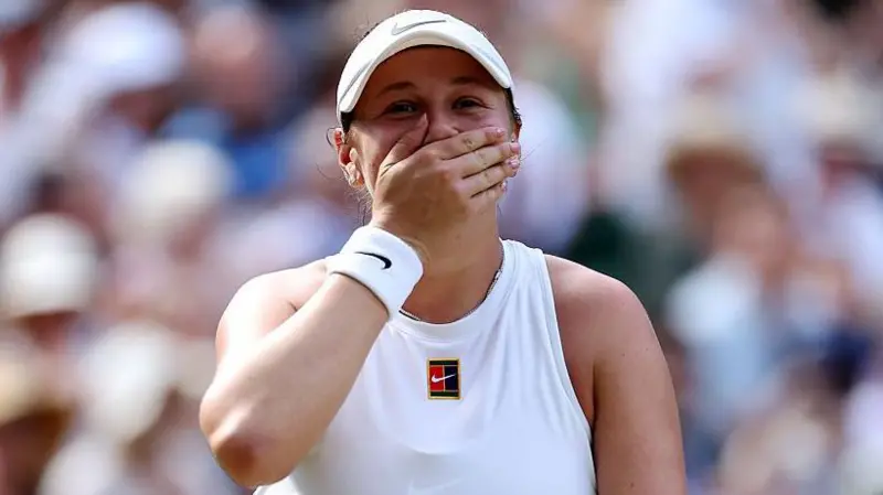 Anisimova Shocks World No.1 to Reach Wimbledon Final After Qualifying Exit Last Year