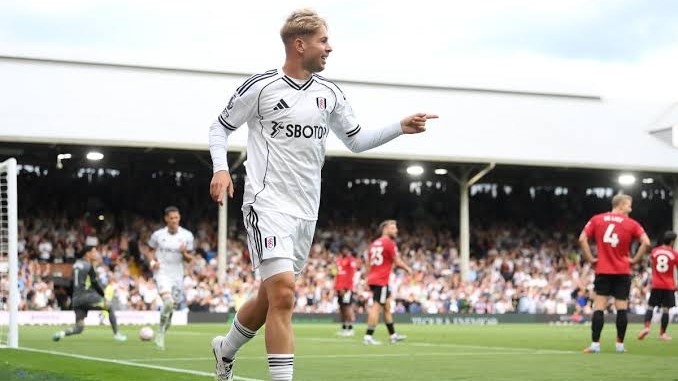 Fulham Hold Manchester United 1-1 in Dramatic Premier League Clash