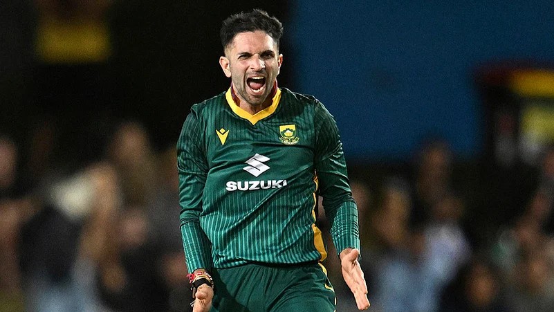 South Africa Dominate the Aussies in Cairns – 1st ODI Victory by 98 Runs