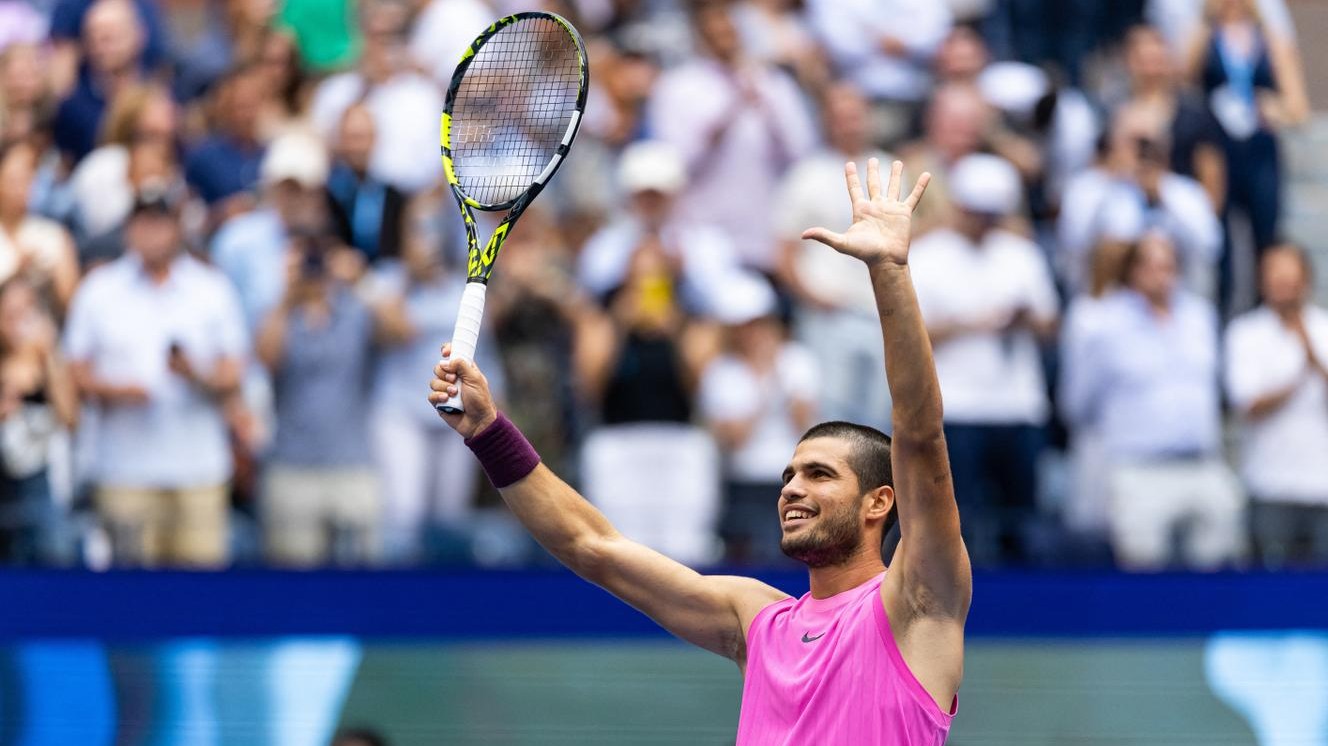 Carlos Alcaraz Defeats Novak Djokovic to Reach US Open Final