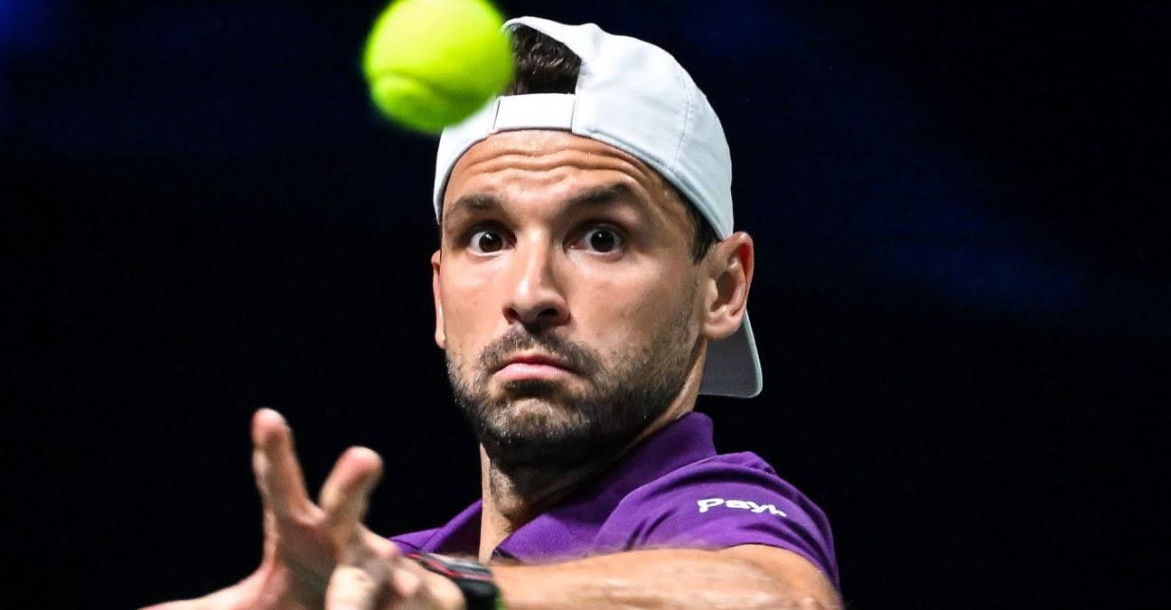 Dimitrov Returns in Style with Straight-Set Win at Paris Masters