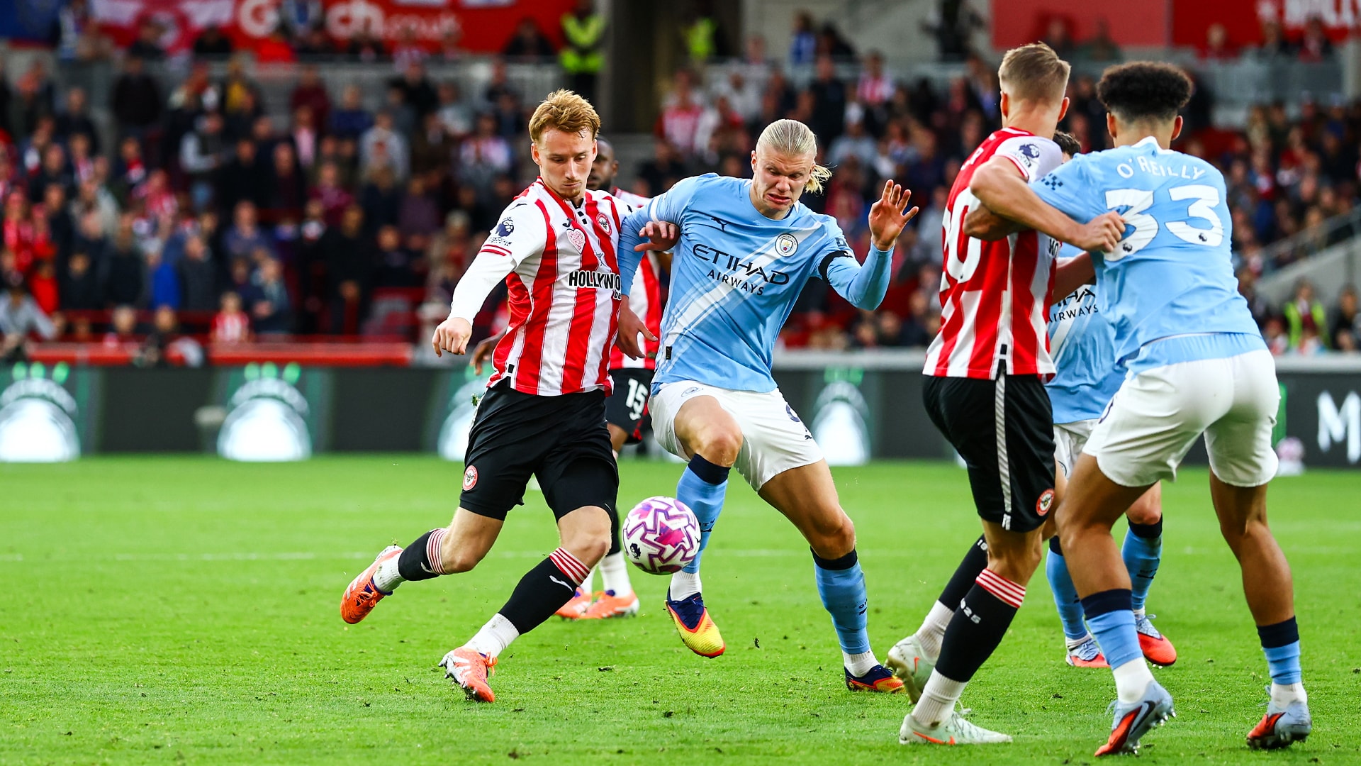 Cherki Sets It Up, Sávio Finishes It as City Cruise Past Brentford