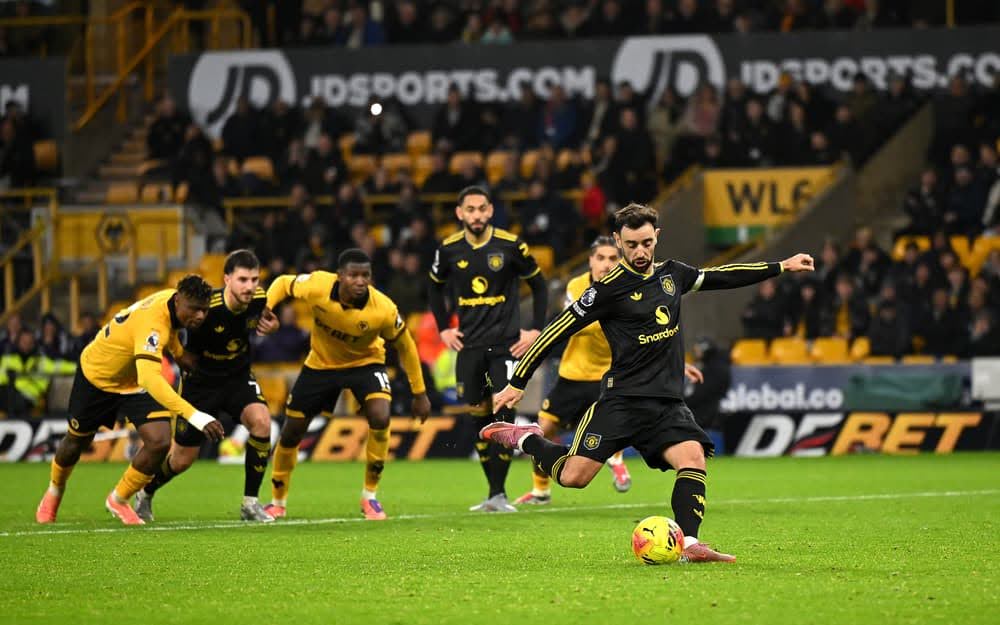Fernandes Leads Ruthless United as Wolves Fall at Molineux