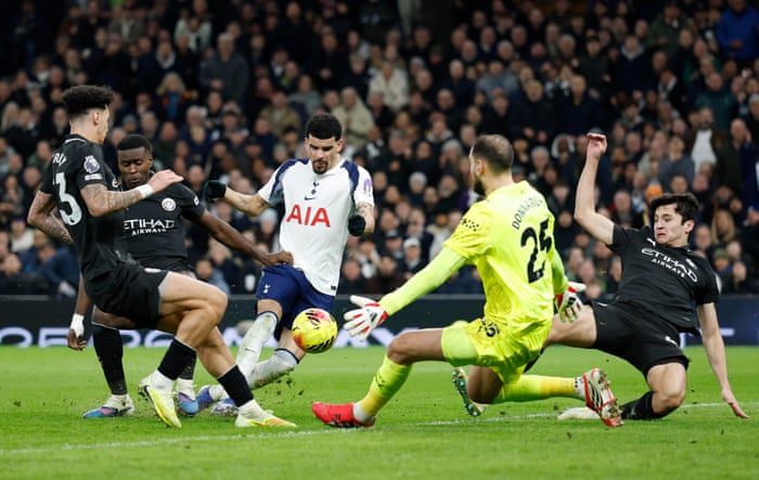 Goals, Swings and Late Finishes Define Premier League Night