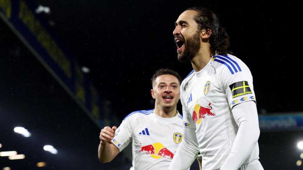 Leeds United Dominate Nottingham Forest at Elland Road