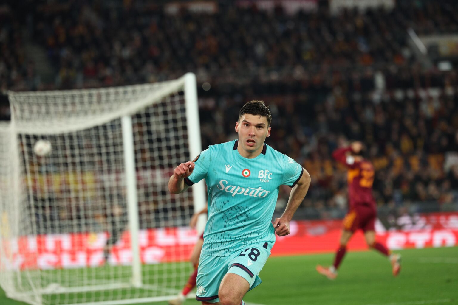 Bologna Edge Roma in Thriller as Aston Villa Progress Comfortably