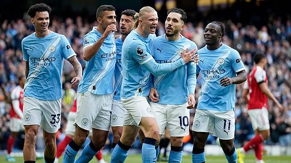 City Close Gap, Liverpool Win Late, United Edge Chelsea in Crucial Premier League Night