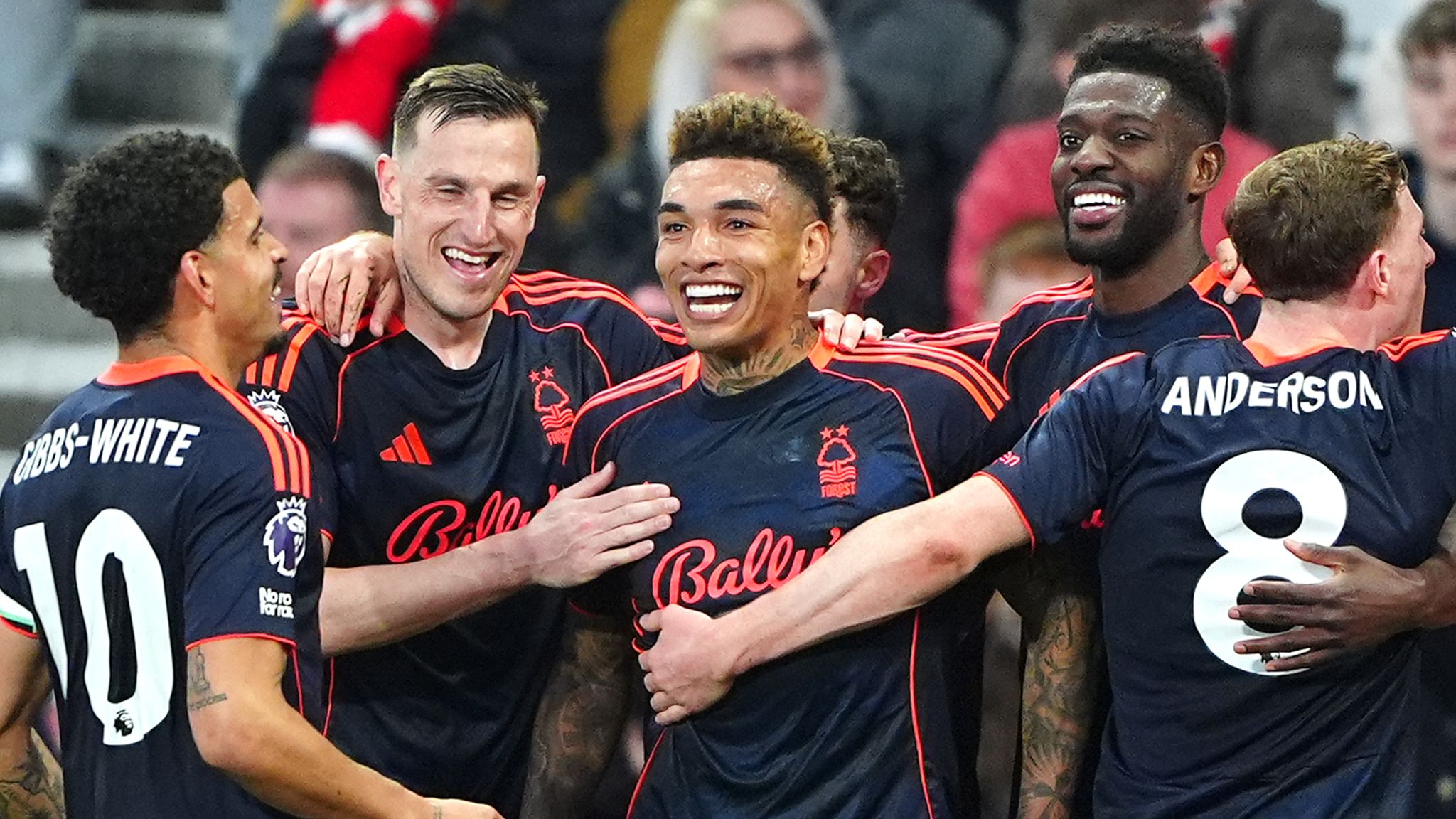 Forest Run Riot as Anderson’s Emotional Finish Seals Sunderland Rout