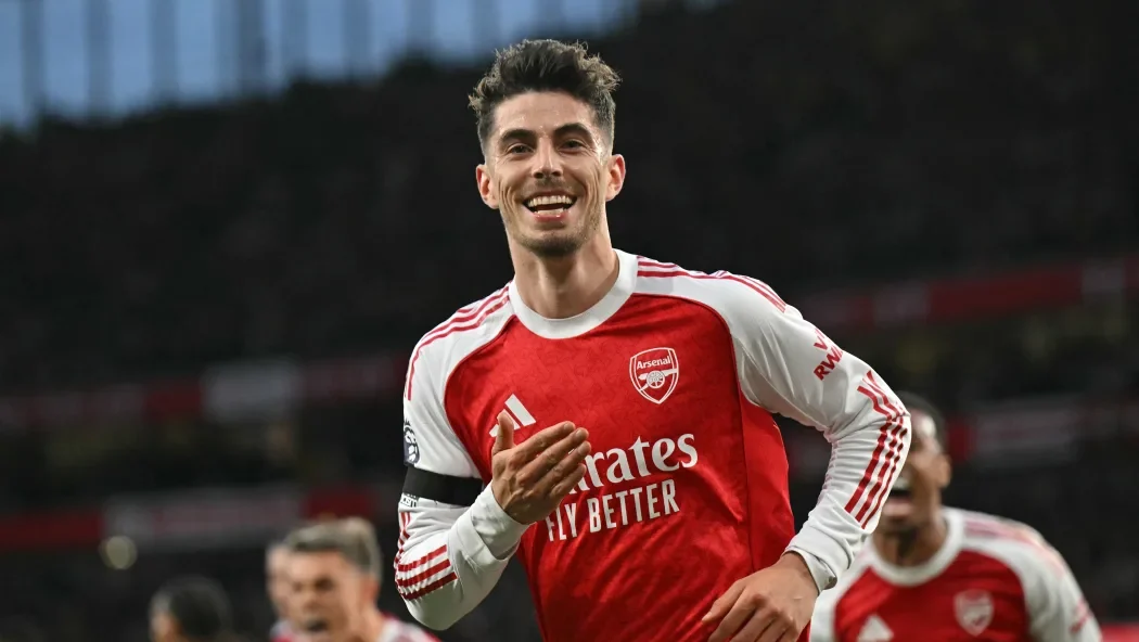 Arsenal Edge Burnley to Stay on Top Ahead of Final Premier League Round