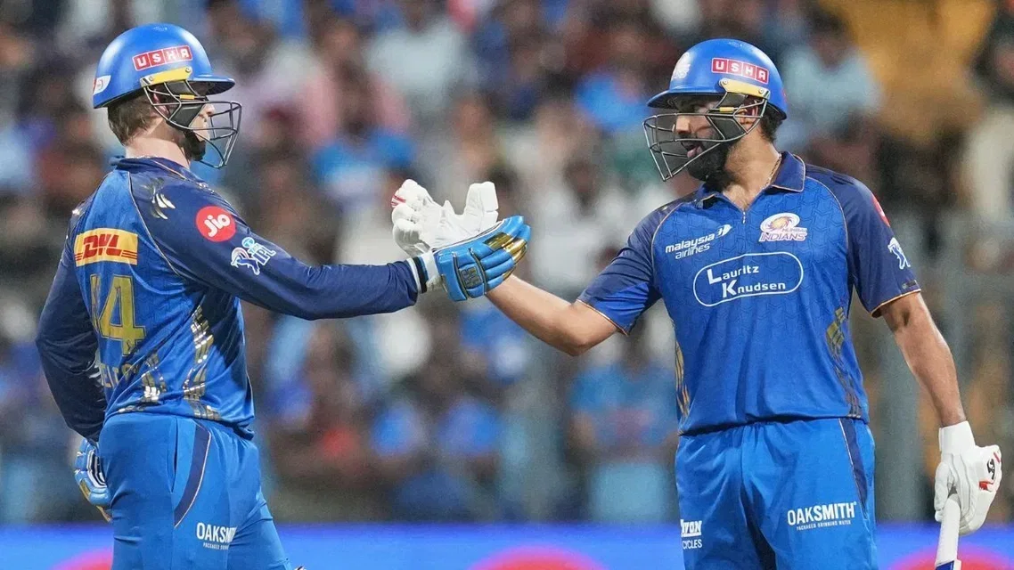 Mumbai Indians Chase Down 229 in Thriller as Rickelton and Rohit Star Against LSG